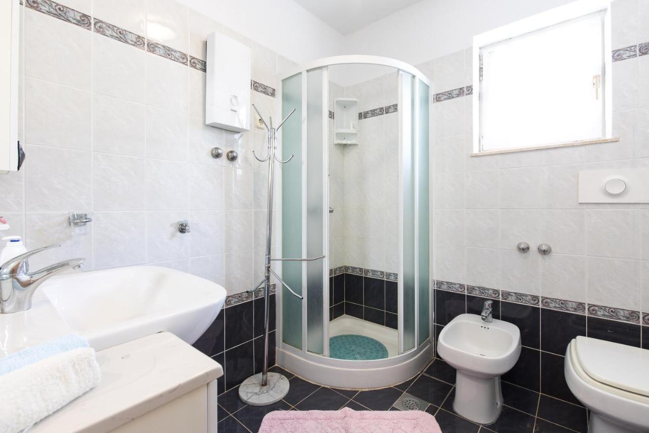 Apartmani Anita 푸나트 외부 사진