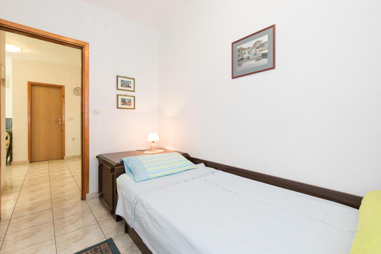 Apartmani Anita 푸나트 외부 사진